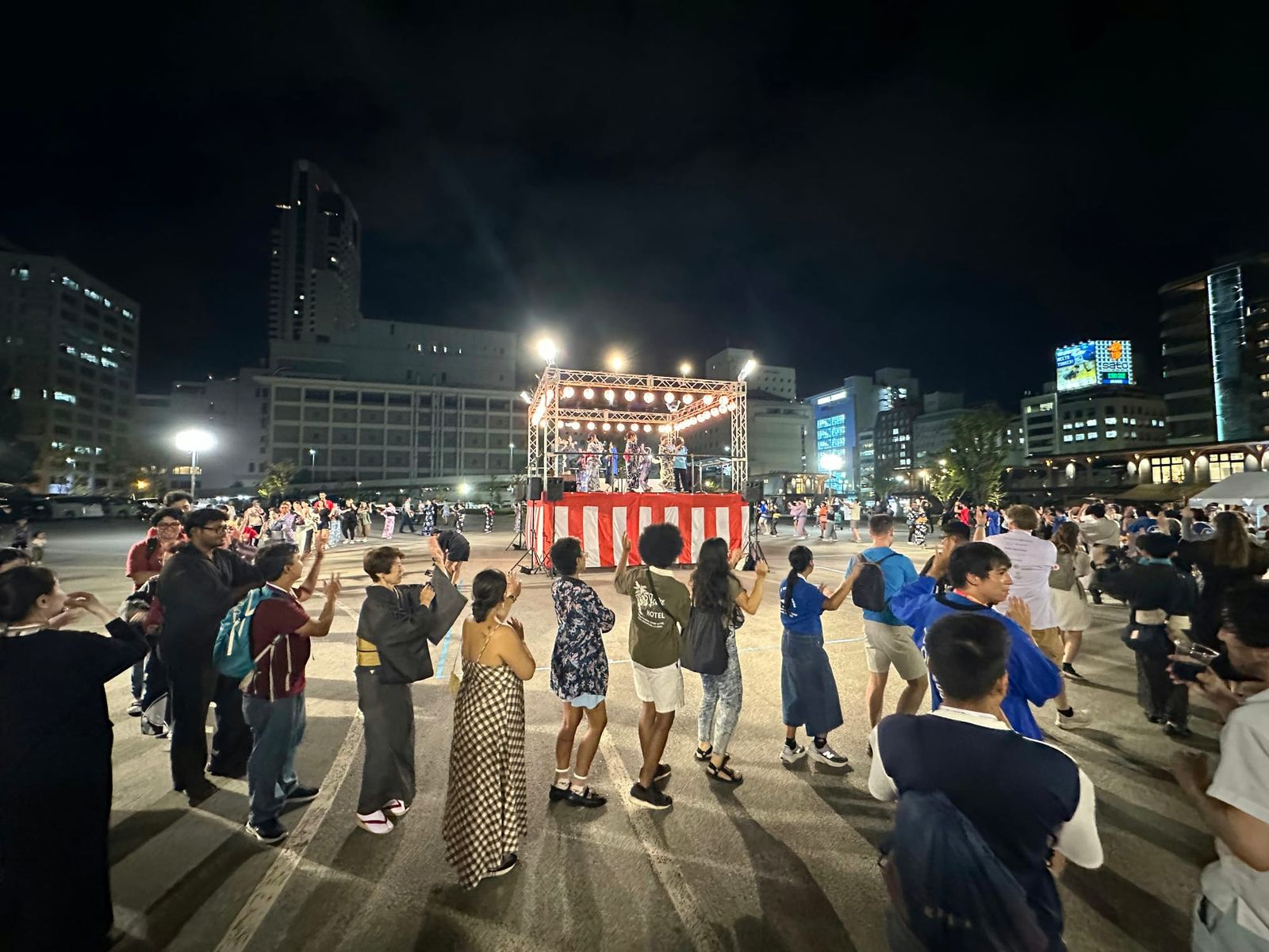 Participants enjoying the Hiroshima Ondo