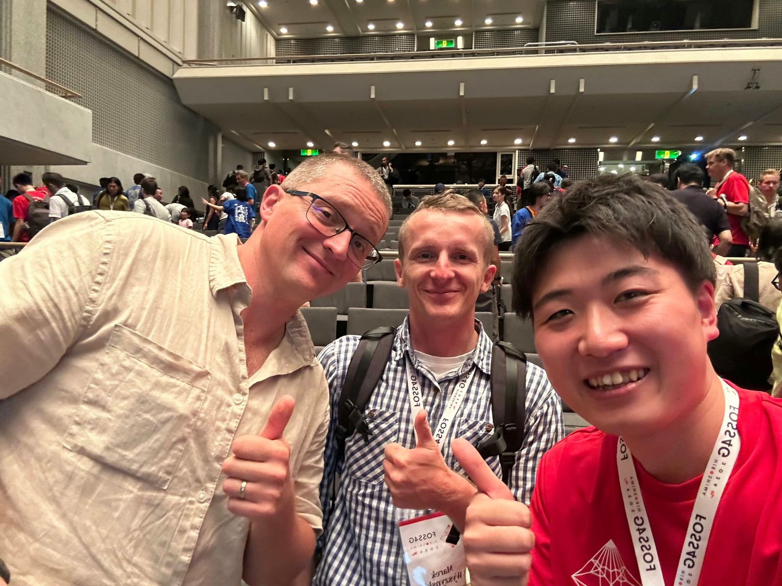 A commemorative photo the author took at the closing