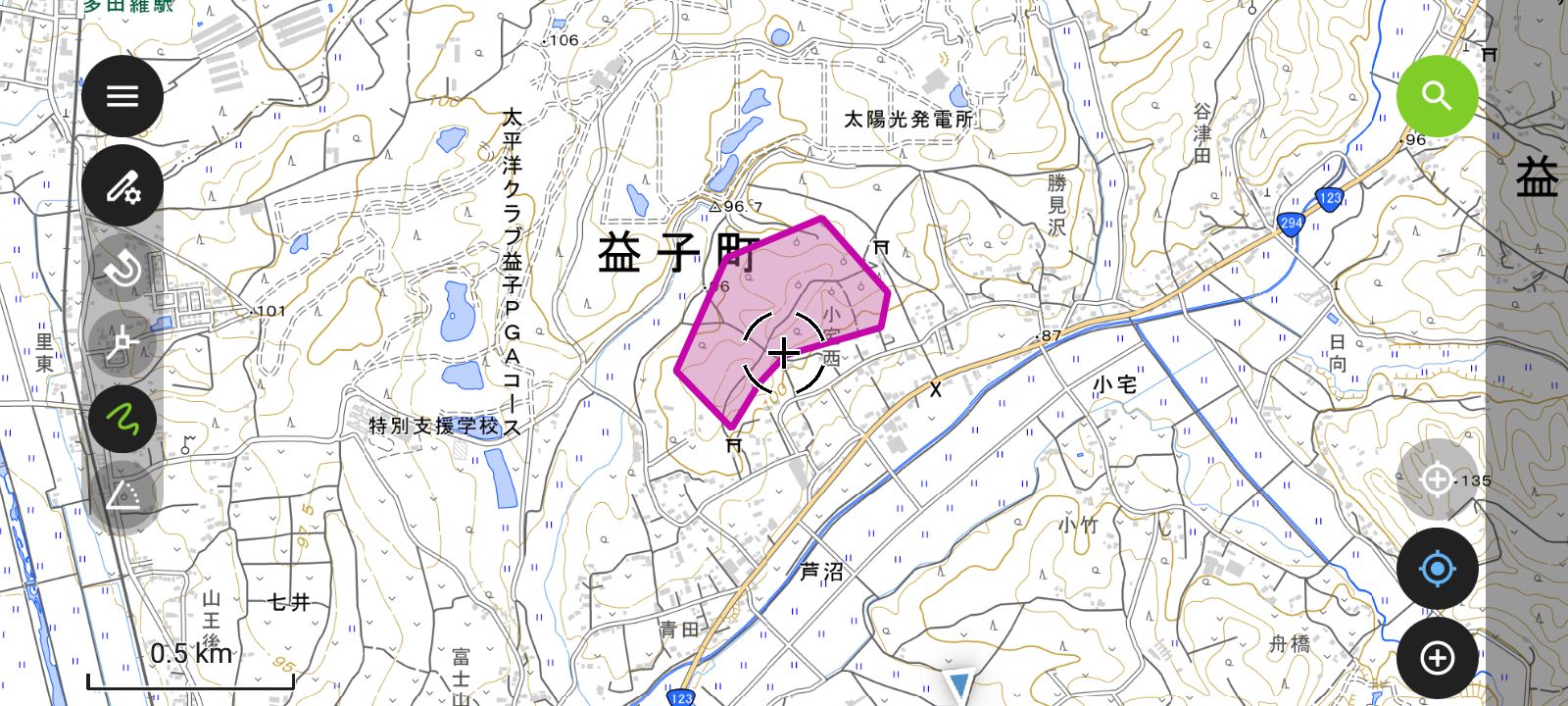 Features added in QField (created by processing Geospatial Information Authority of Japan (GSI) Tiles)